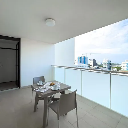 Beachside Flat Equipped With Everything Need