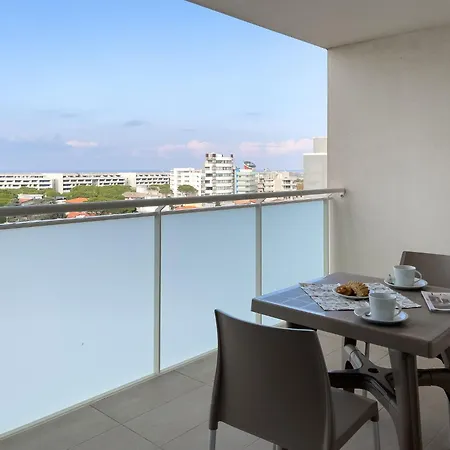 Beachside Flat Equipped With Everything Need * リニャーノ・サッビアドーロ