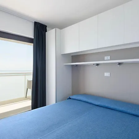 Beachside Flat Equipped With Everything Need アパート リニャーノ・サッビアドーロ